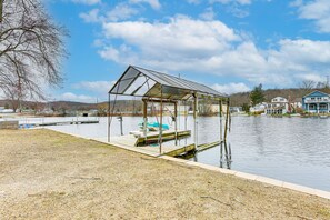 Lakefront w/ View | Private Dock | Spacious Deck | Gas Grill