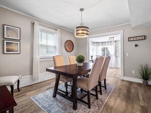Gather 'round the beautiful wooden table where every meal becomes a memorable feast! 🍽️ #DinnerTimeDelight