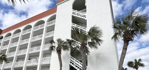 El Matador Condos