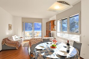 Living and dining room