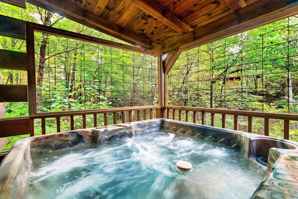 Bain à remous extérieur
