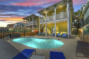 Welcome to Beach Addiction's backyard oasis!