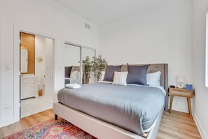 Indoors, Home Decor, Cushion, Lamp, Furniture