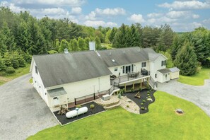 Exterior | Single-Story Home w/ Basement | Bedrooms/Full Bathrooms on 1st Floor