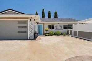 Two car garage 