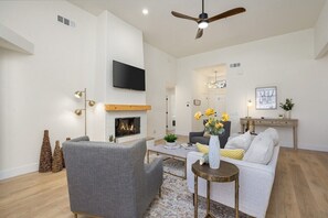 Comfy living  room