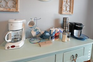 Both Traditional Drip and Keurig Single Serve Coffee Makers