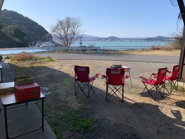 BBQ overlooking the sea
