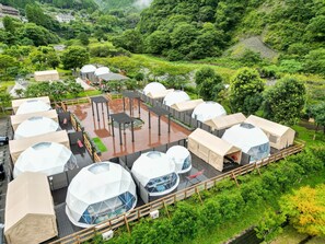 [Exterior] Kanagawa Prefecture's largest hot spring resort that combines glamping and a hotel