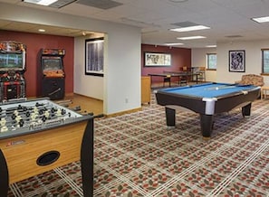 Spielezimmer