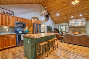 Kitchen with everything a chef will need.