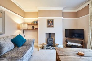 Oliver's Den, Alnwick - Host & Stay