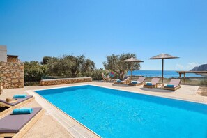 Villa Lindos Blueline image