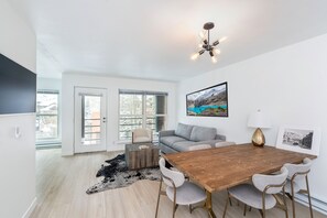Open concept living/dining
