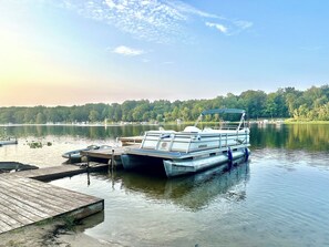 24’ pontoon boat is available for rent during your stay.