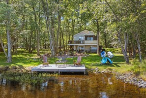 Welcome to Lake Daze!