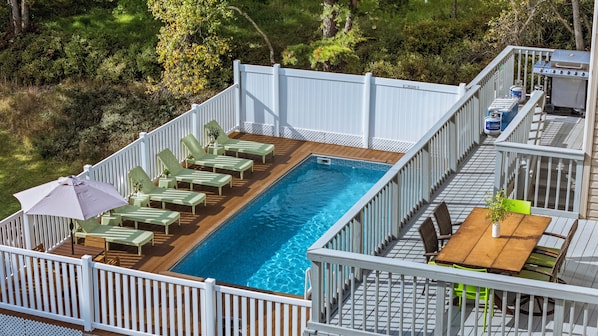 Private pool.
