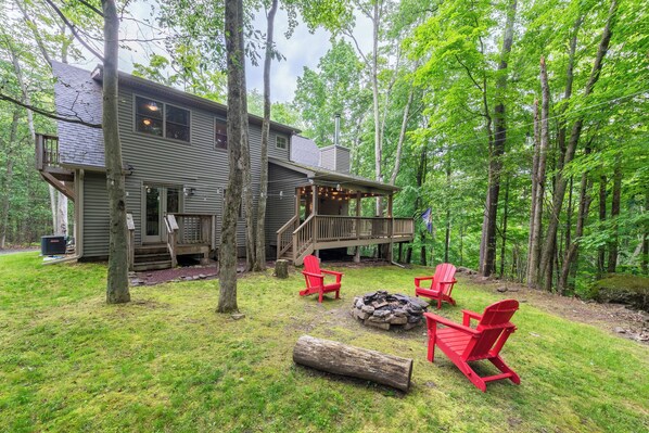 Backyard oasis at Bear Trail Chalet.