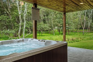 Bain à remous extérieur