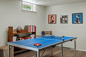 Spielezimmer