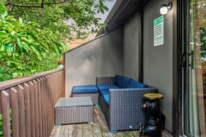 A corner to relax and connect with nature. 
