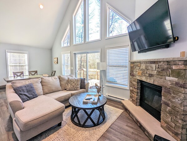 Welcome to Woodland Chalet!