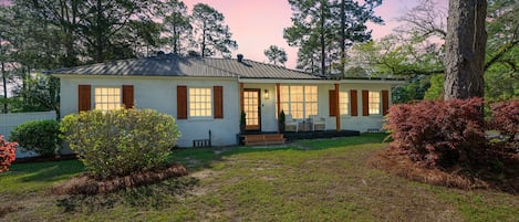 Cottage, House, Grass, Tree, Vegetation