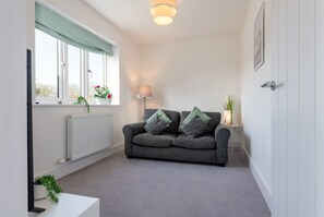 Gwel Y Mynydd - snug living room