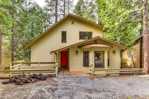 Cabin Exterior | Outdoor Deck | Forest Surroundings