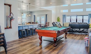 Spielezimmer