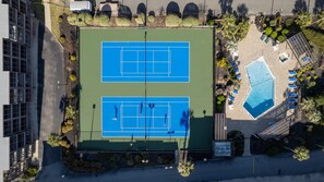 Tennis courts and pool 