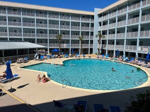 Outdoor pool and restaurant