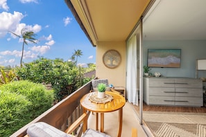 Napili Ridge G16 lanai 1
