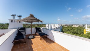 This is the wonderful view from the terrace of the house, over the trees to the sea, where you can enjoy the sun loungers #ocean #view #terrace #algarve