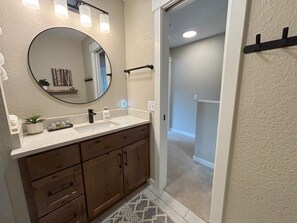 Full bathroom view.jpeg