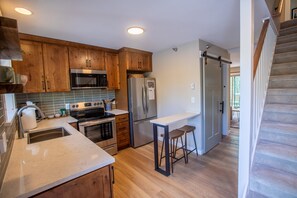 Entering to kitchen.jpg
