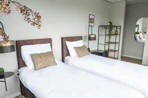 Save on your stay in Raamsdonksveer by booking a cozy room at Bed and Coffee.