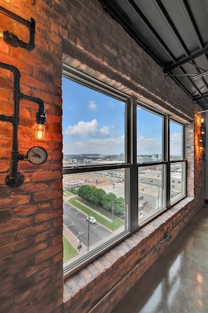 Let the light in! These picturesque window views create a serene atmosphere, making every moment feel like a peaceful escape.