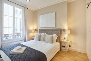 Chambre 1 lit 160cm