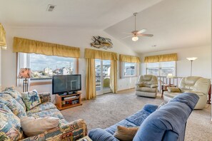 Top Level Living Area