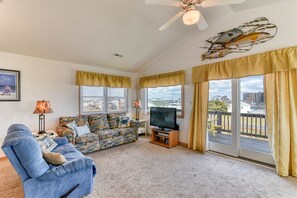 Top Level Living Area