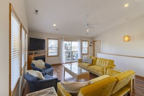 Top Level Living Area