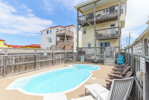 Private Pool