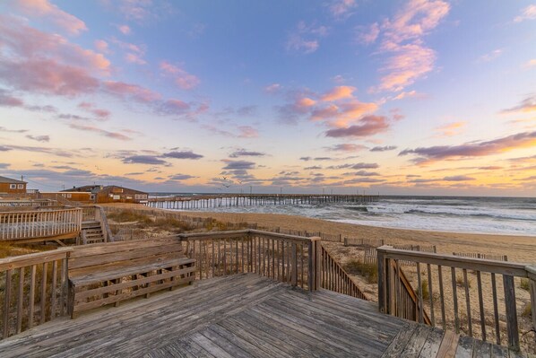 Private Dunetop Deck at Sunrise