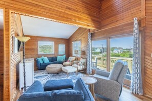 Top Level Living Area