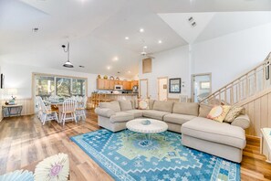 Top Level Living Area