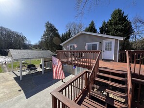 Pappaw's Pad 1 Deck and Front