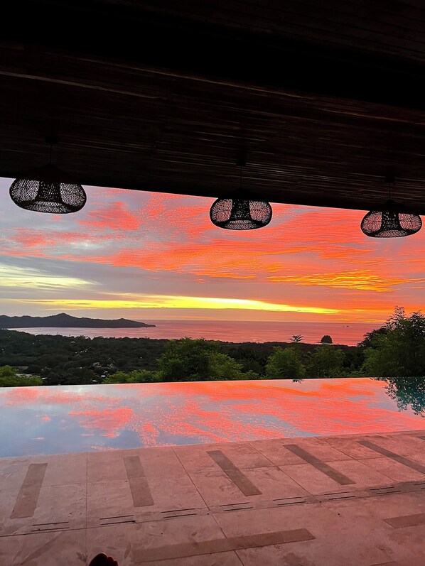 Absolutely stunning sunsets from the lanai!