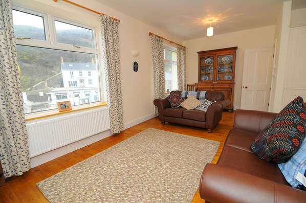 Main open plan living room