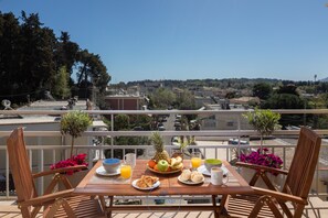 Front balcony